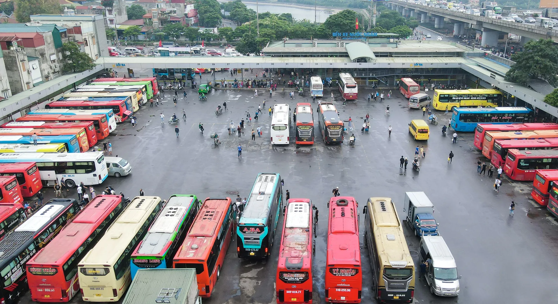 Đặt vé xe lễ 30/4-1/5/2026